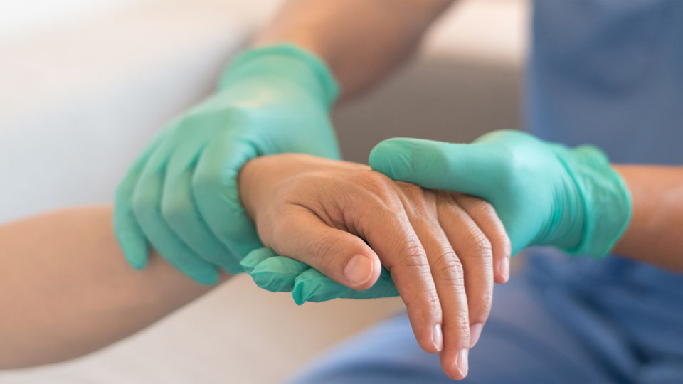 Handmikrochirurgie